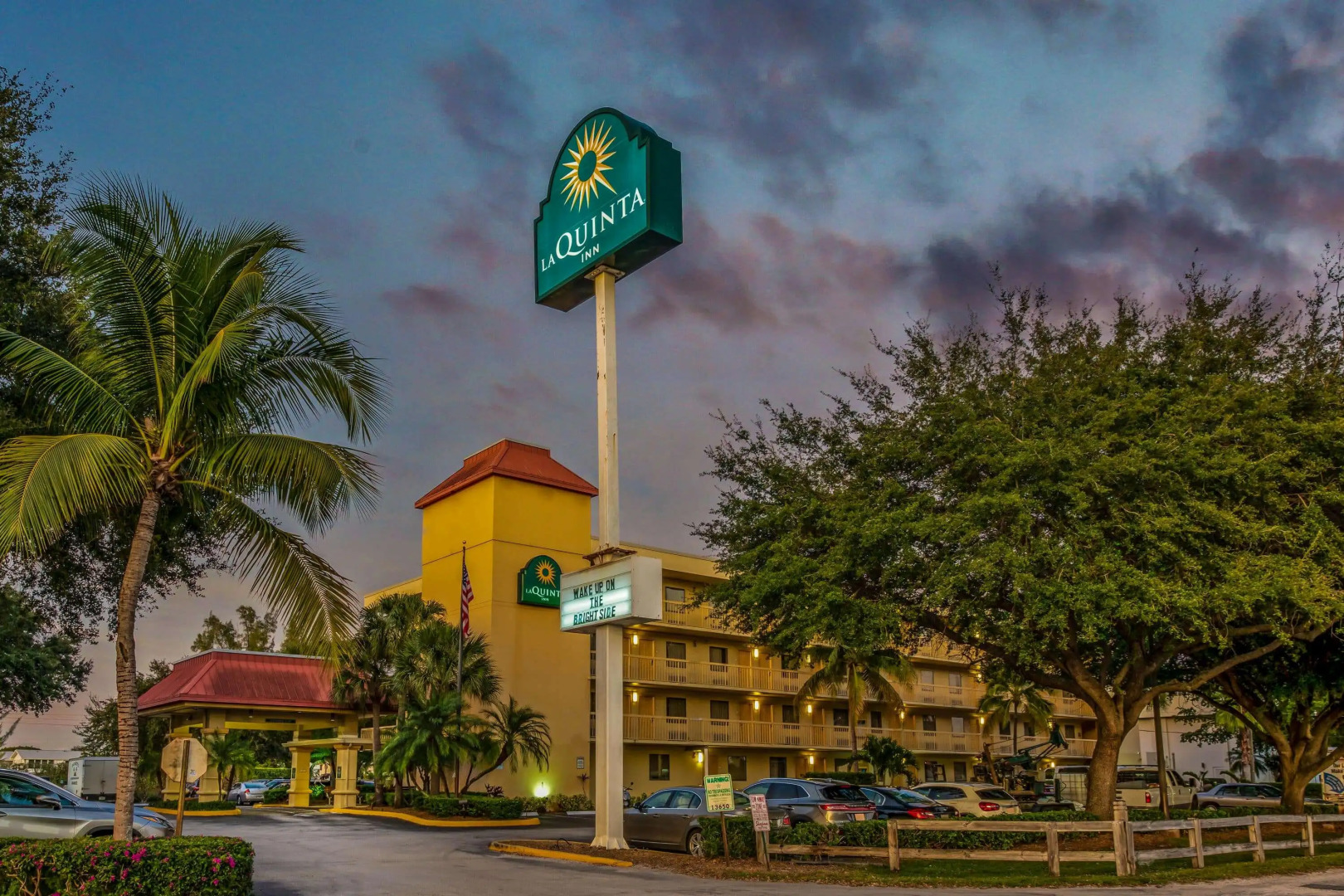 La Quinta Inn by Wyndham West Palm Beach - Florida Turnpike