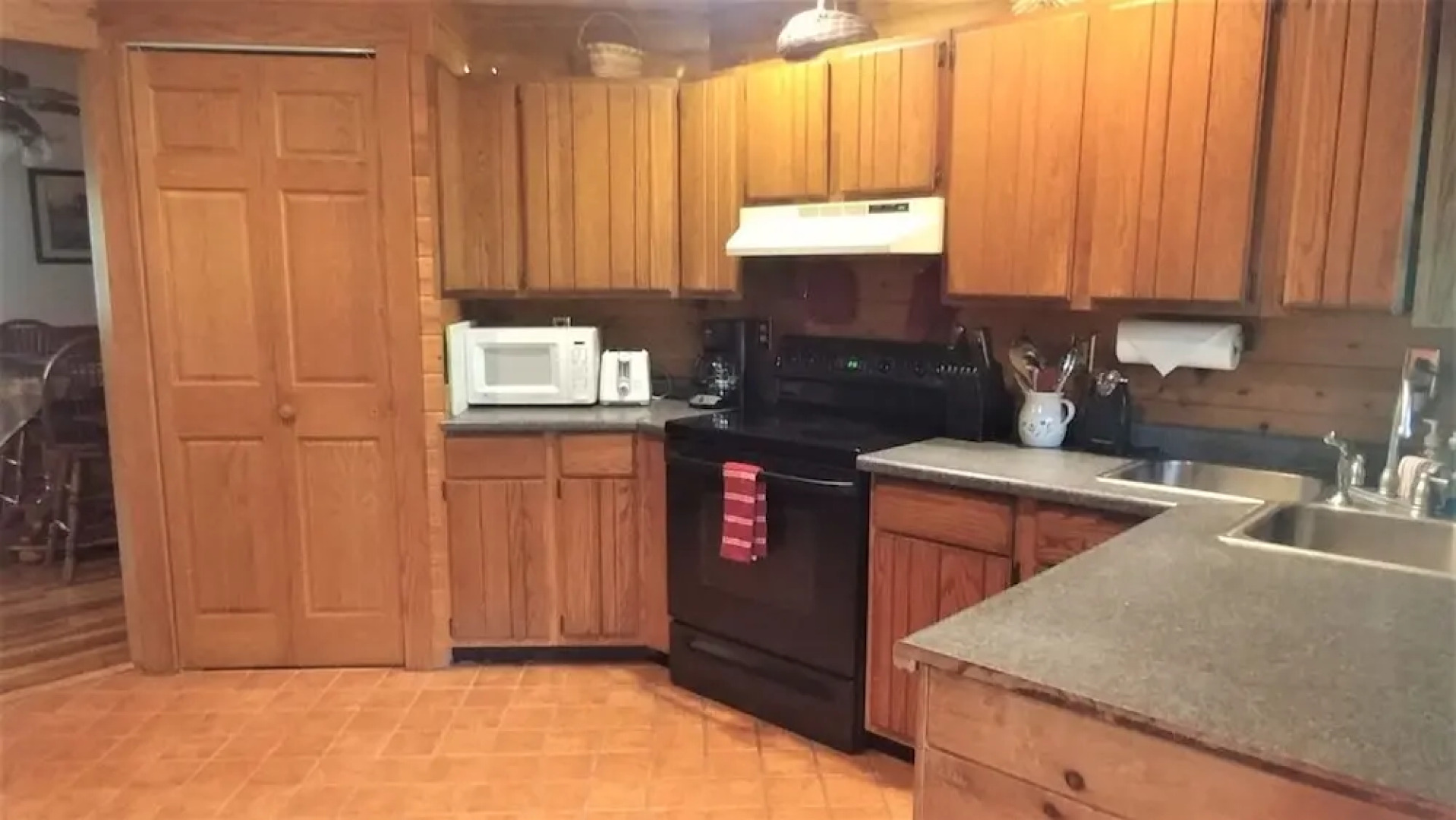 The Jive - Christophers_riverside_cabin