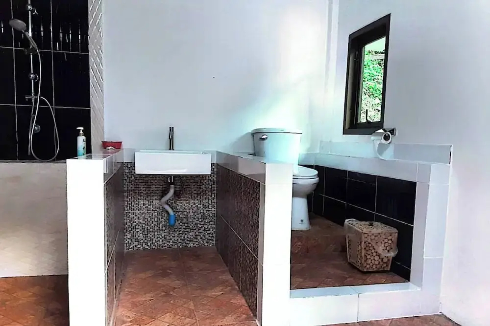 The Cascade - Mae Taeng Waterfall Bungalows