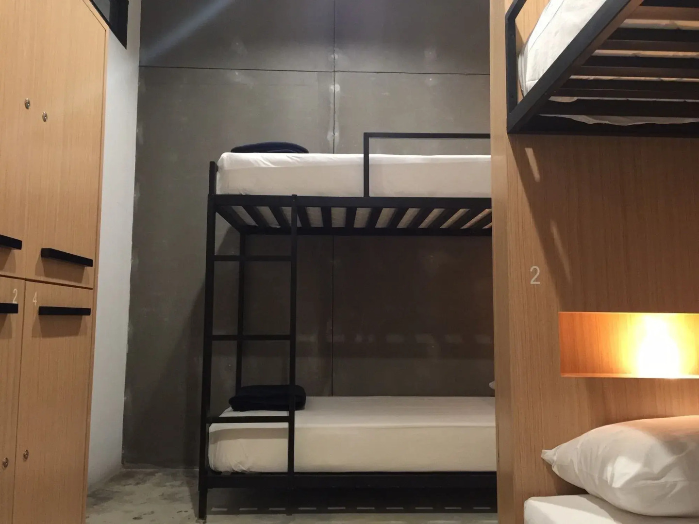 The Frame Guesthouse - Hostel