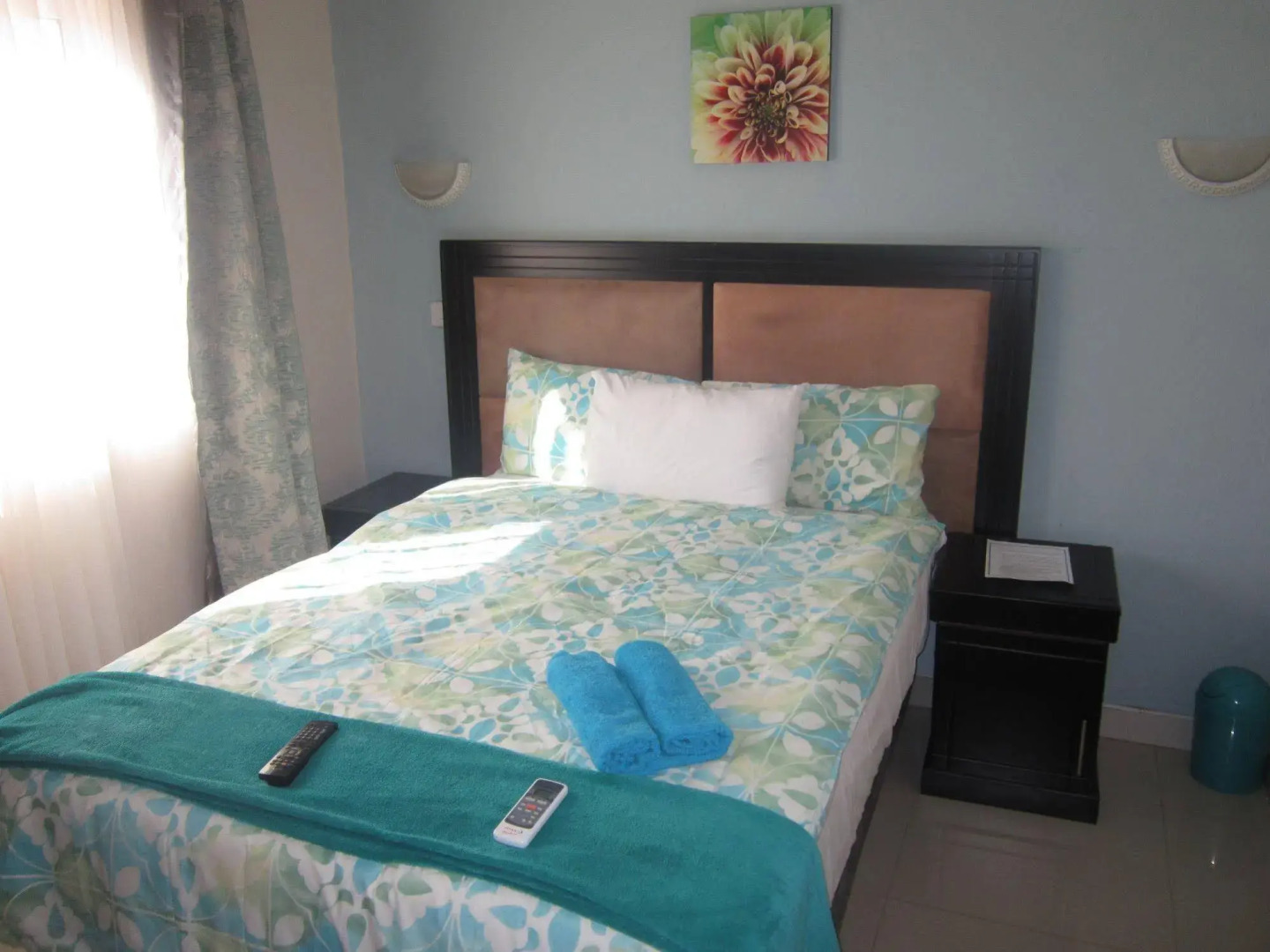 Royal Olympia Lodges and Safaris