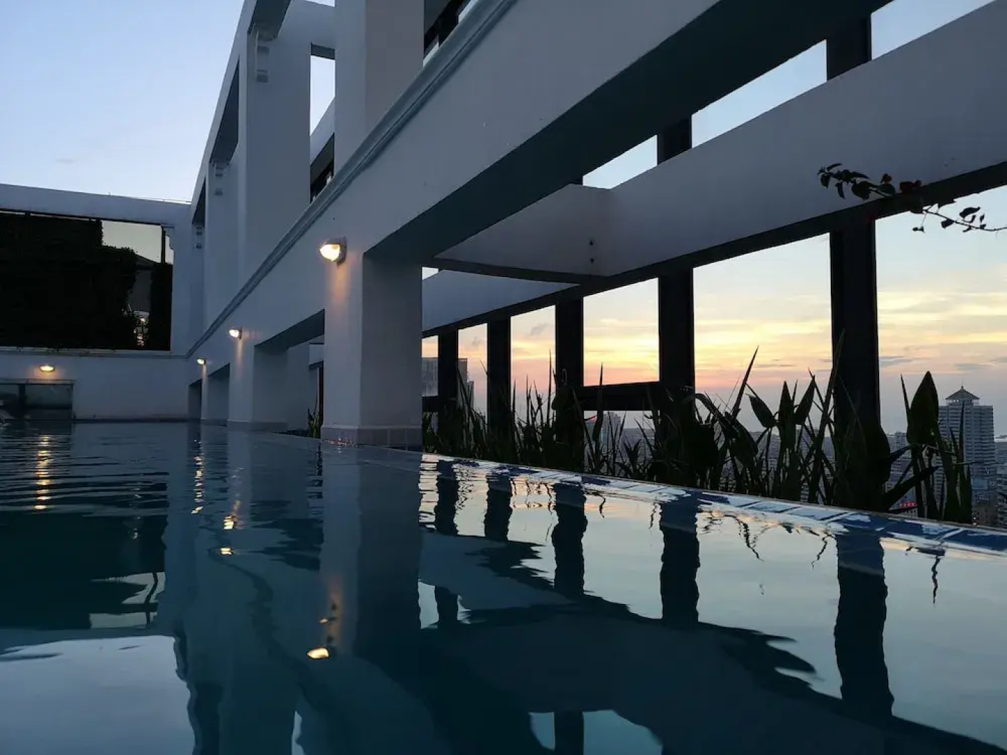 Fanli Hotel Beihai