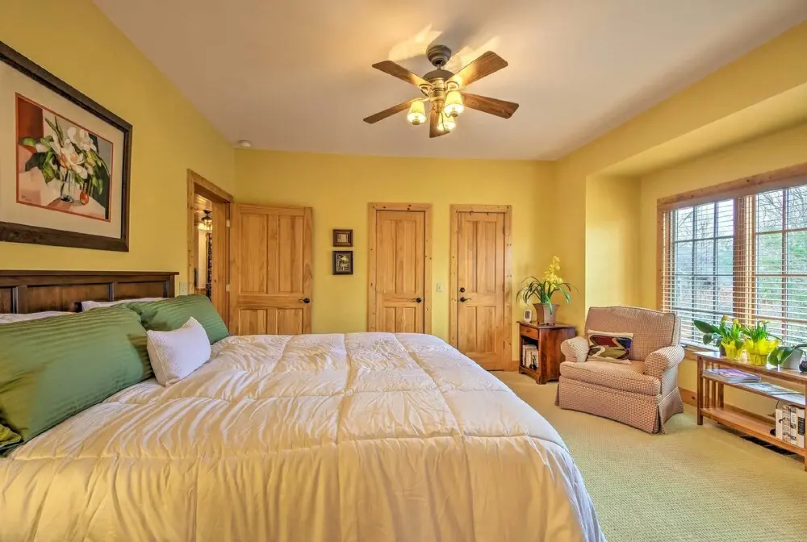 Trillium Links Condo w/ Deck Near Lake Glenville!