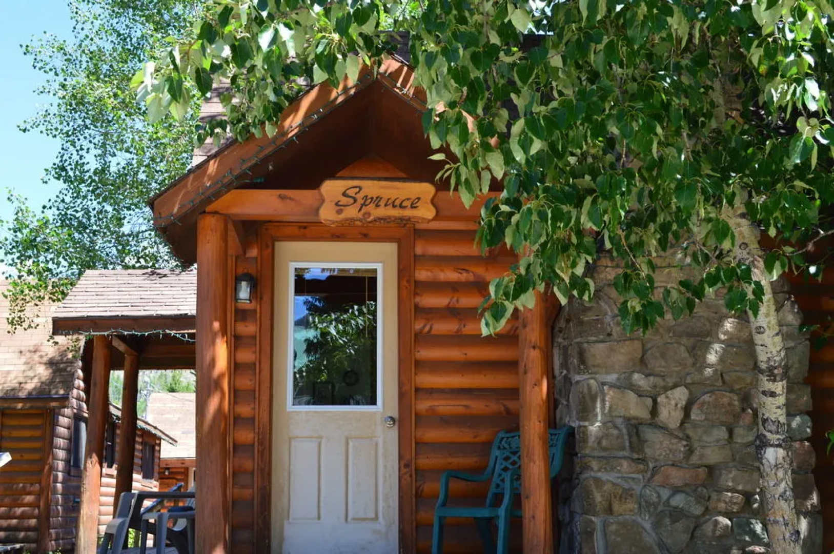 Daven Haven Lodge & Cabins