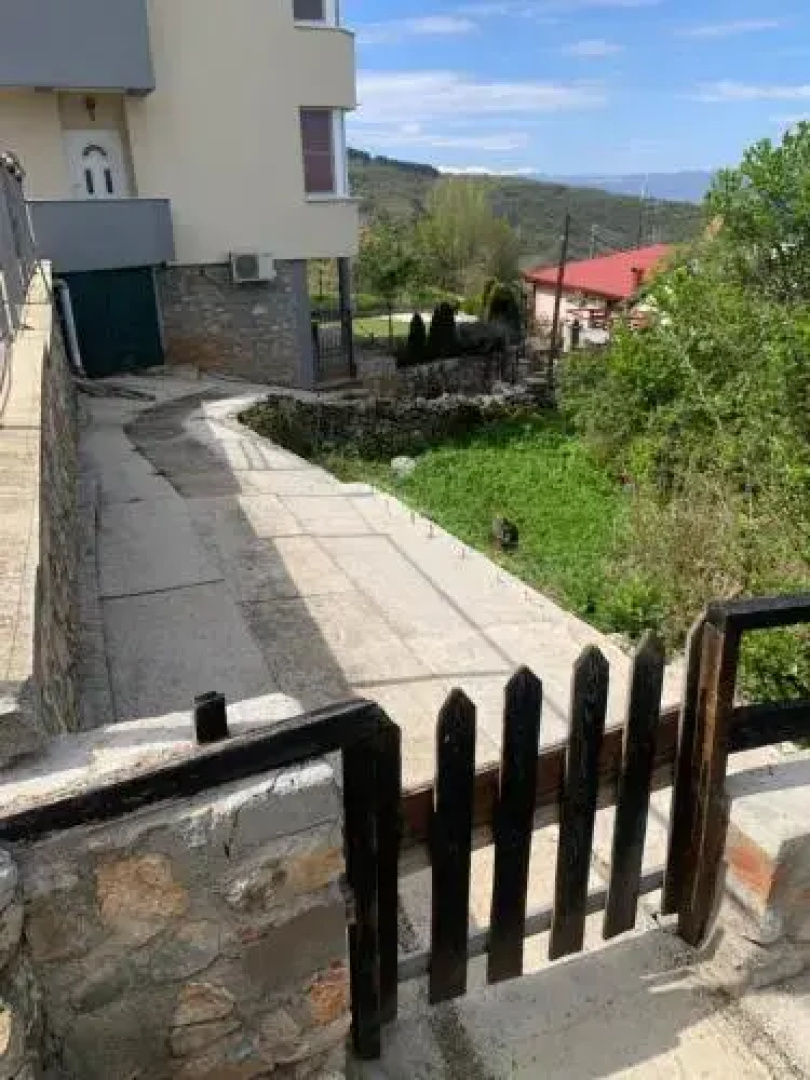 Velestovo House