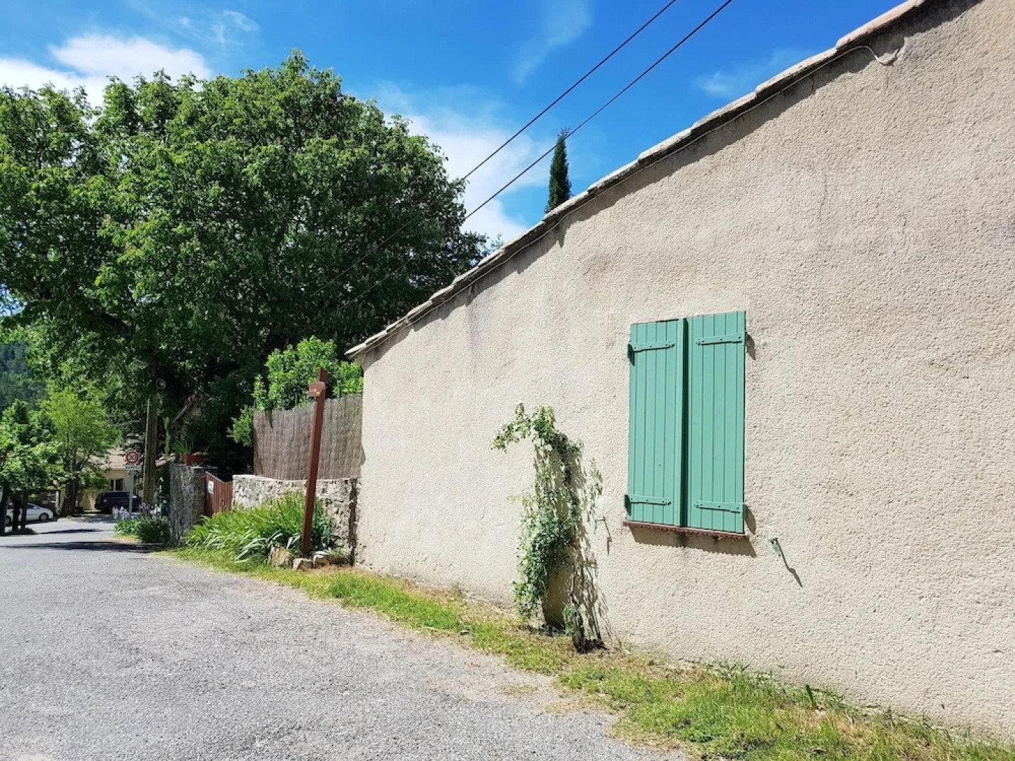 House With 2 Bedrooms in Revest-des-brousses, With Wonderful Mountain