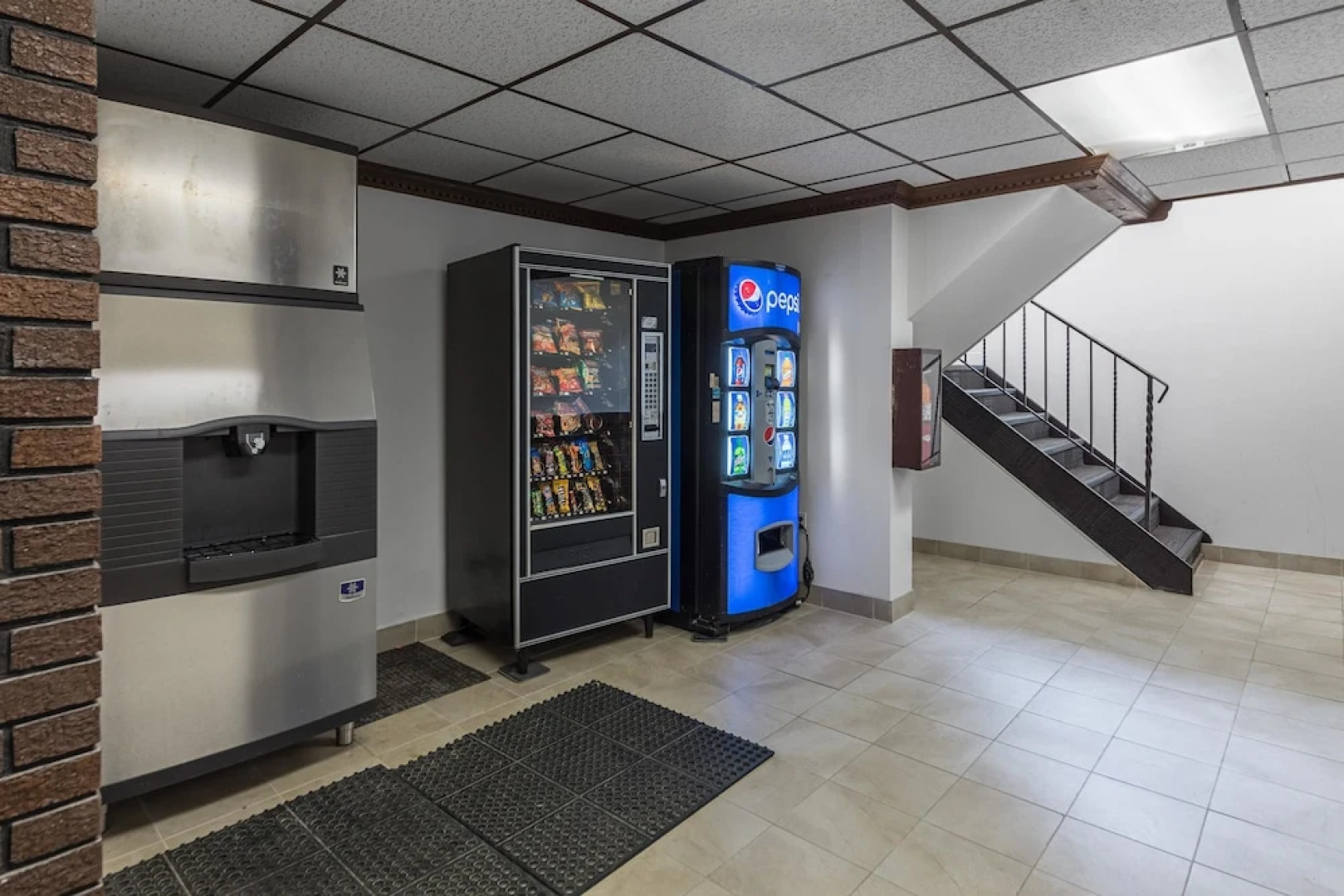 Regency 265 Motor Inn
