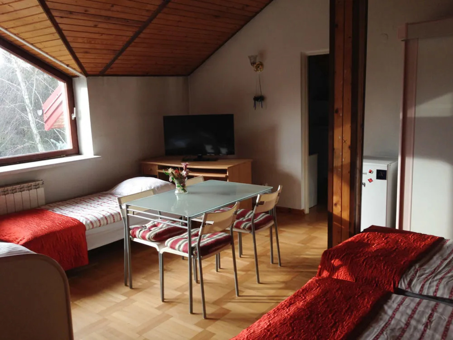 Green Country Hostel