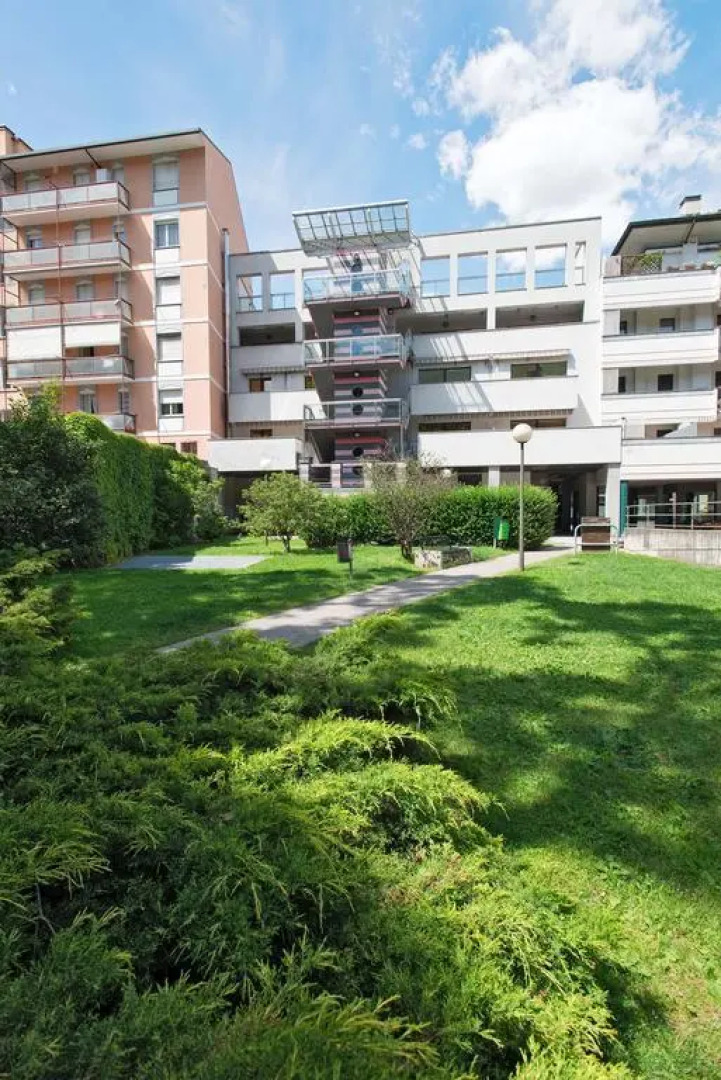 Piazzi House Residence