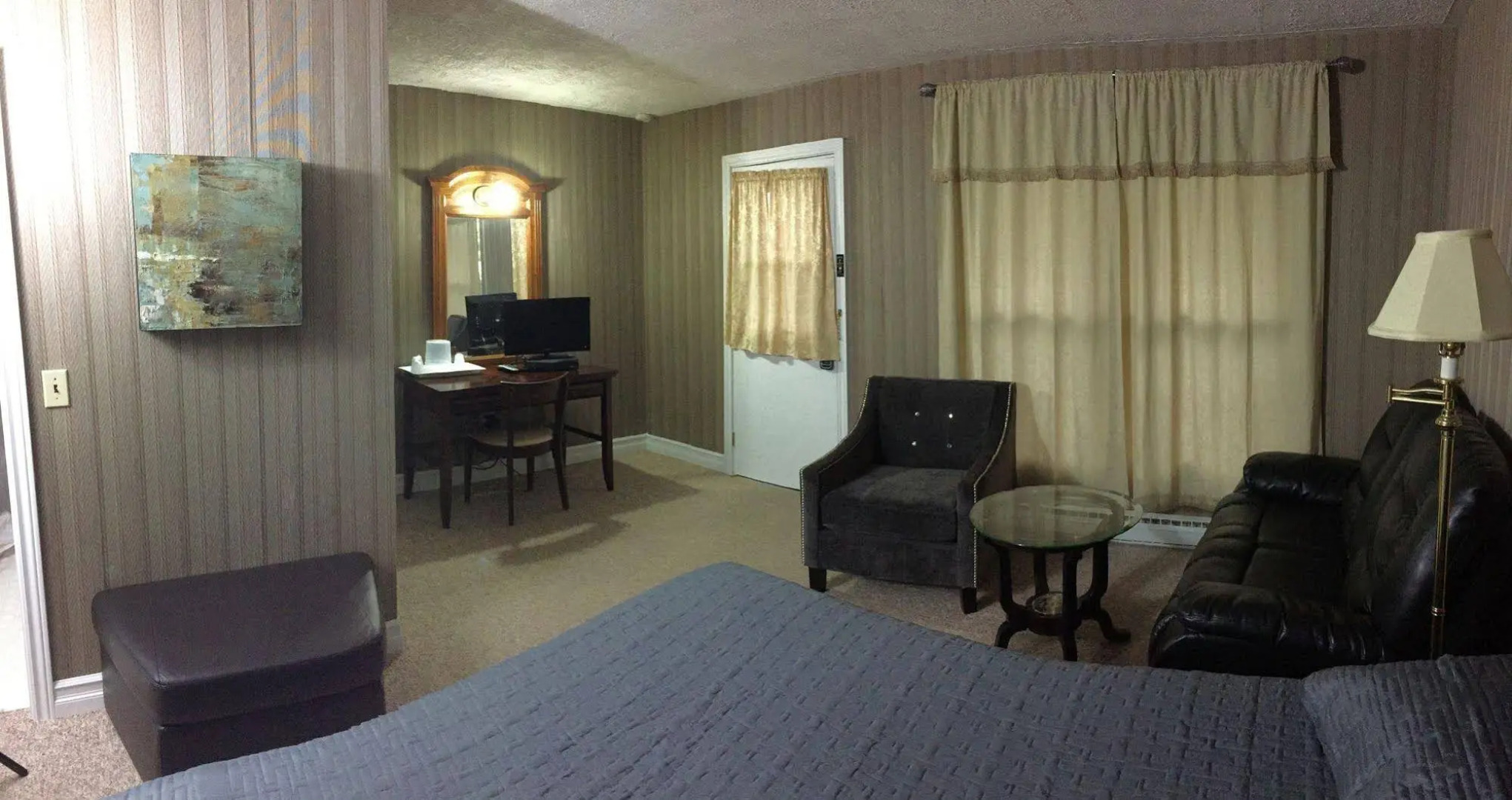 The Mountain View Motel & Cottages