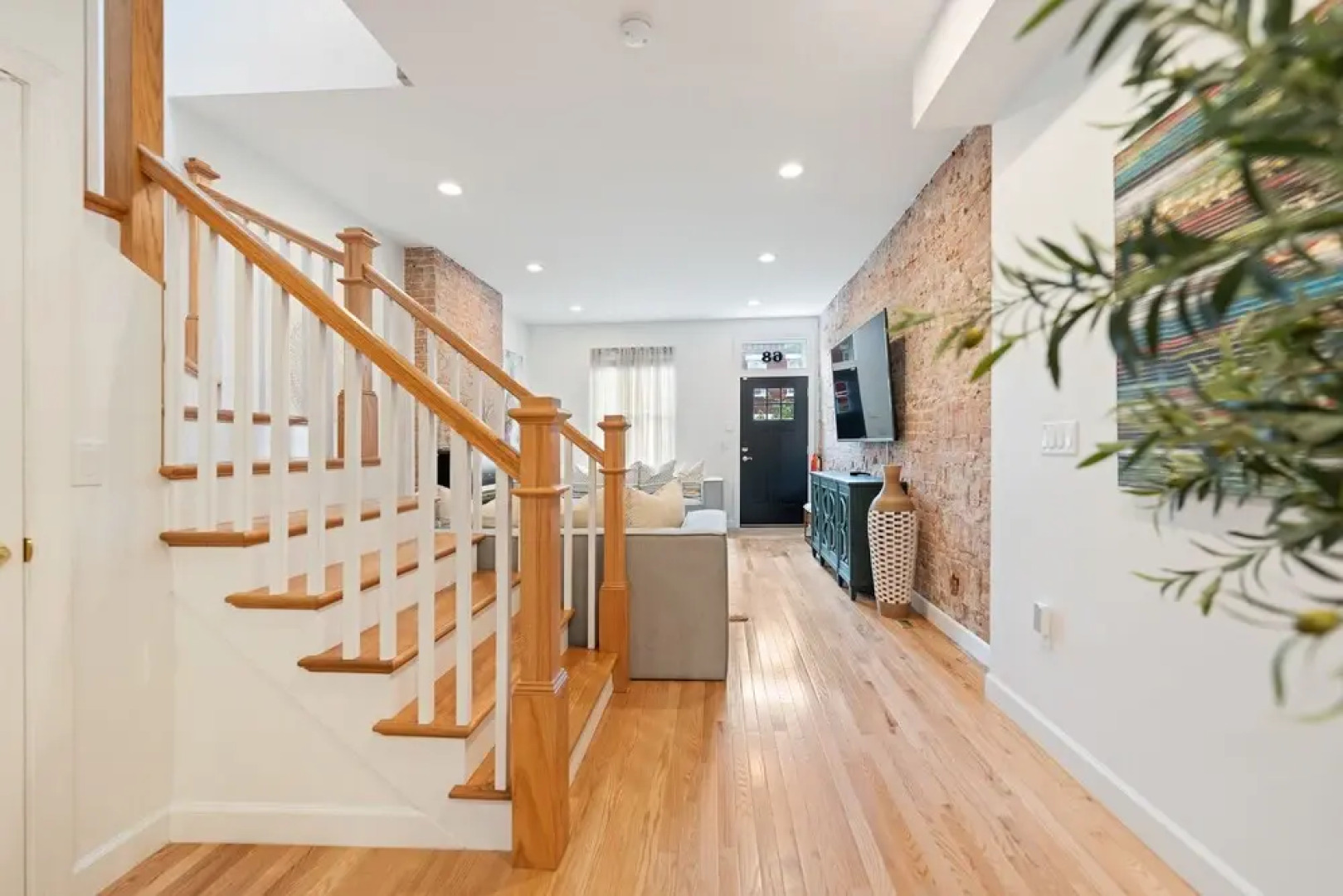 Simon Stays I Urban Oasis