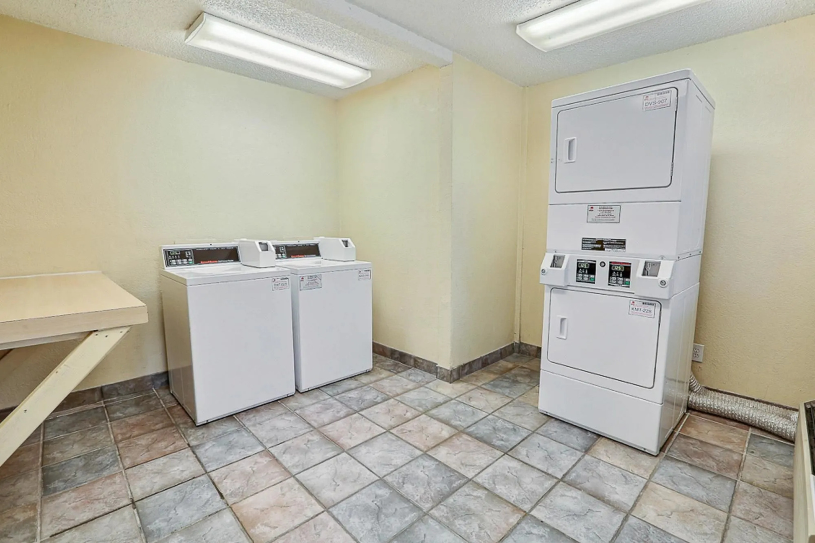Motel 6 Addison, TX - Dallas