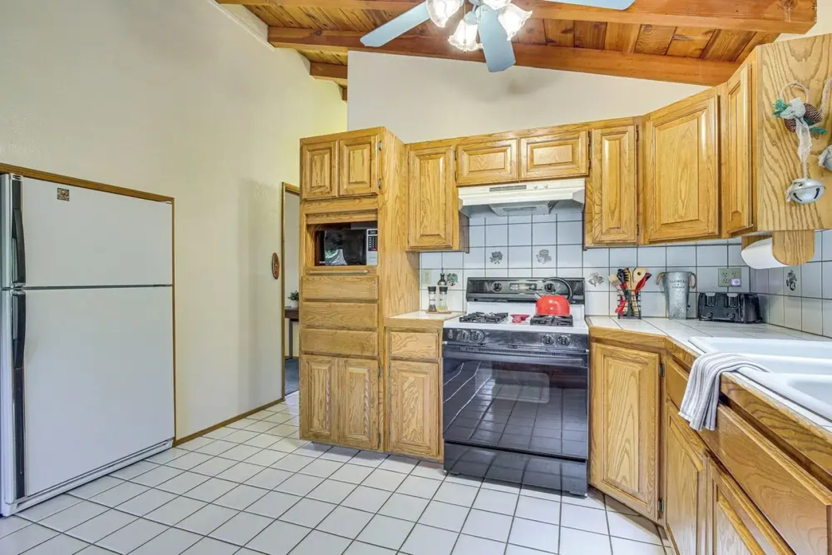 Cedar Glen Cabin  3 Mi to Lake Arrowhead Village!