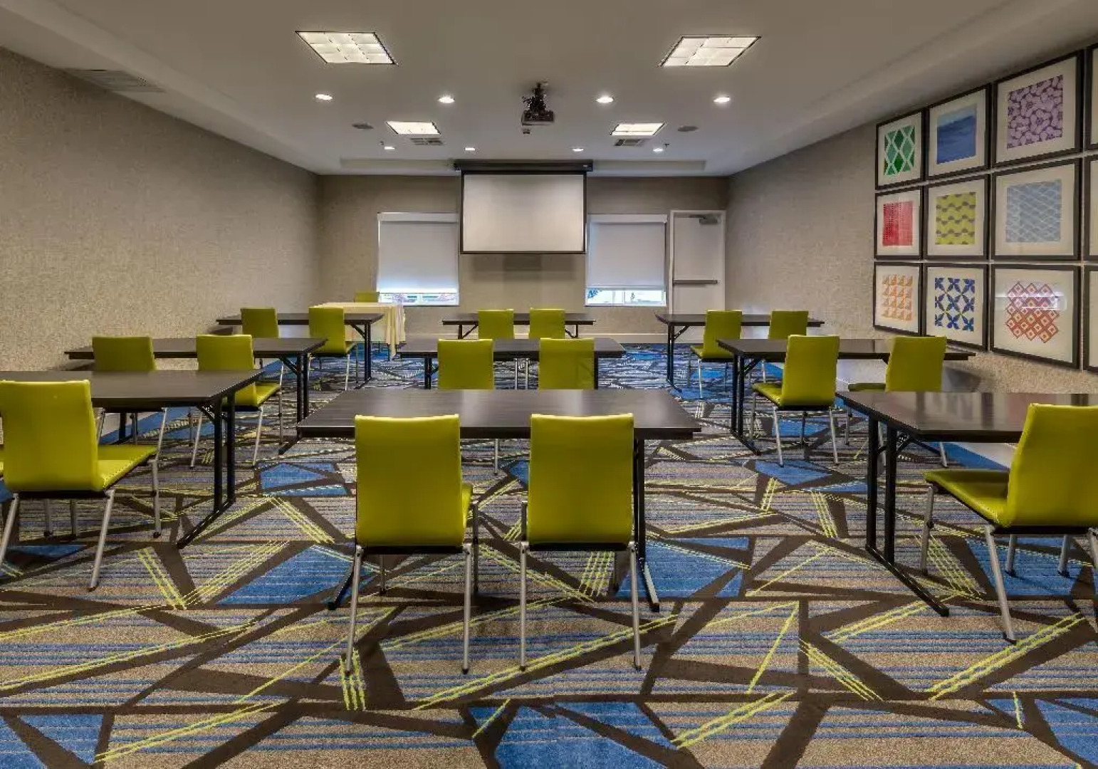 Holiday Inn Express And Suites - Reno Airport