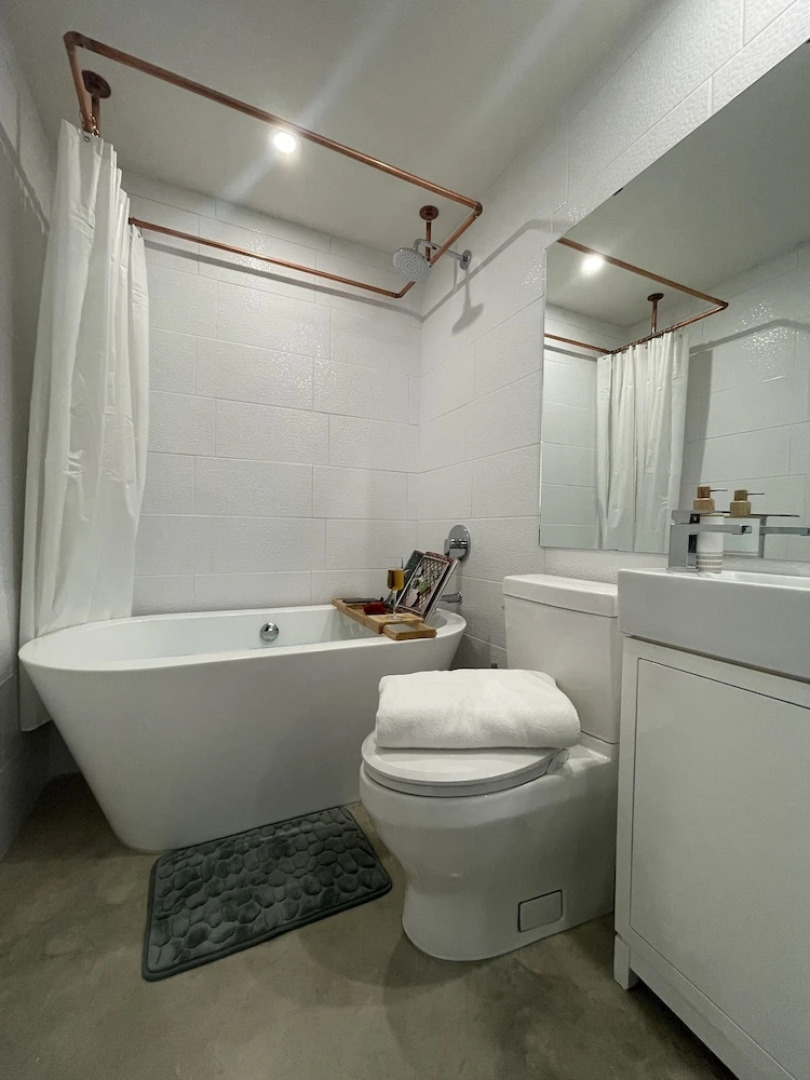 Suite I at The IV HAUS