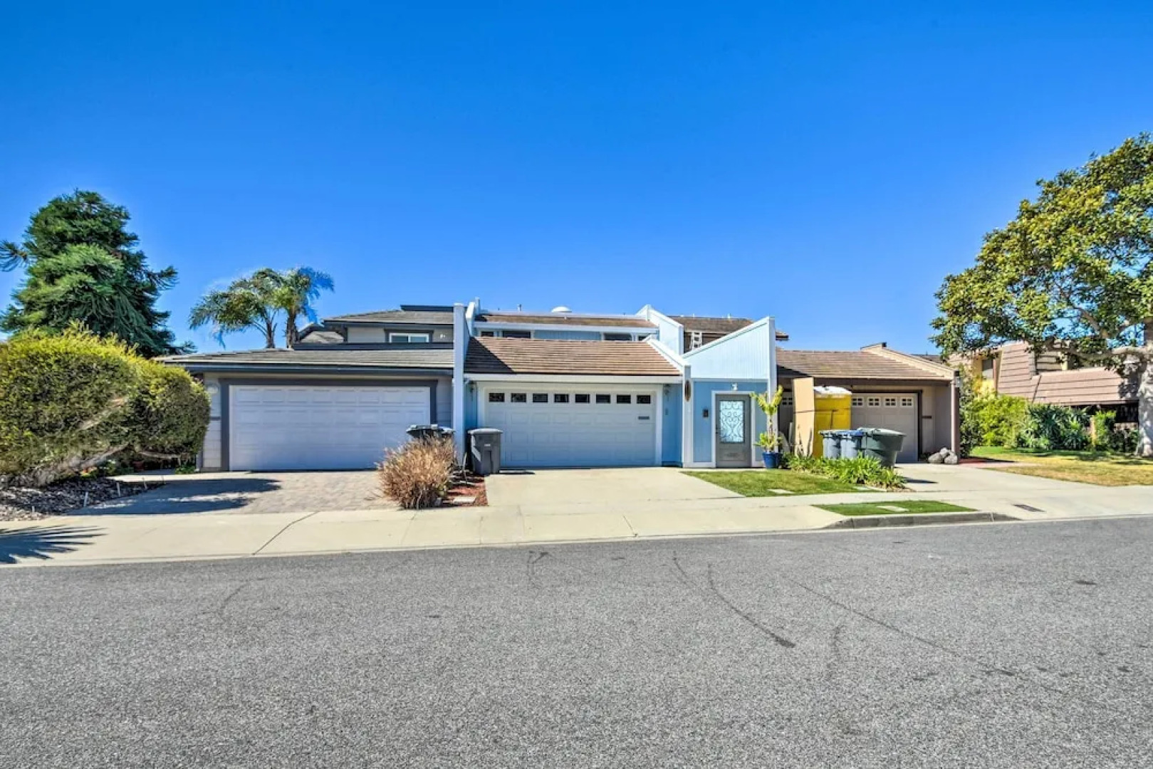 Waterfront Oxnard Escape w/ Kayaks & Dock!