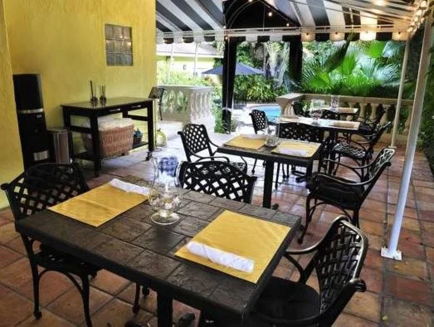 The Mango Inn Bed & Breakfast