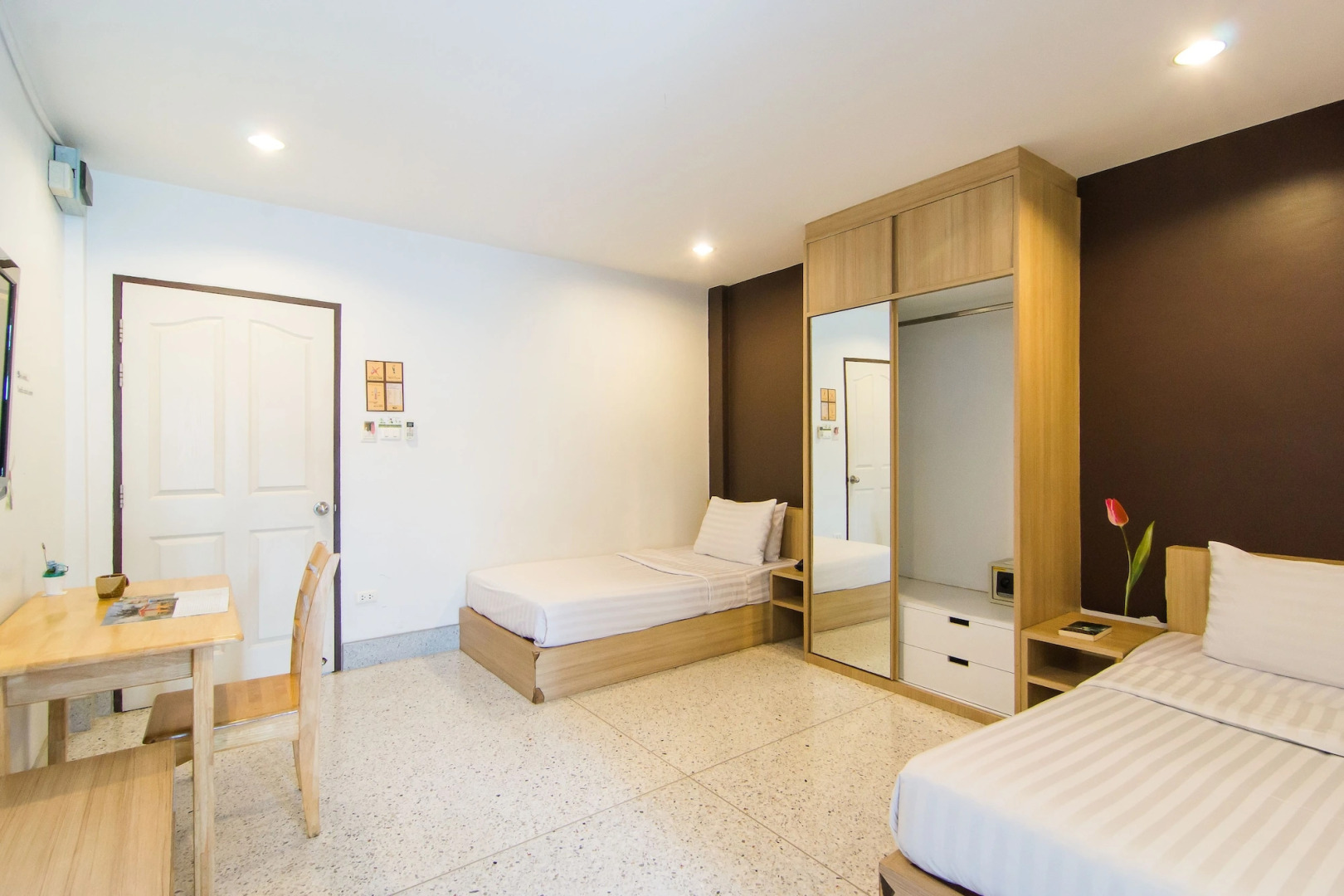 The Fifth Residence Hotel