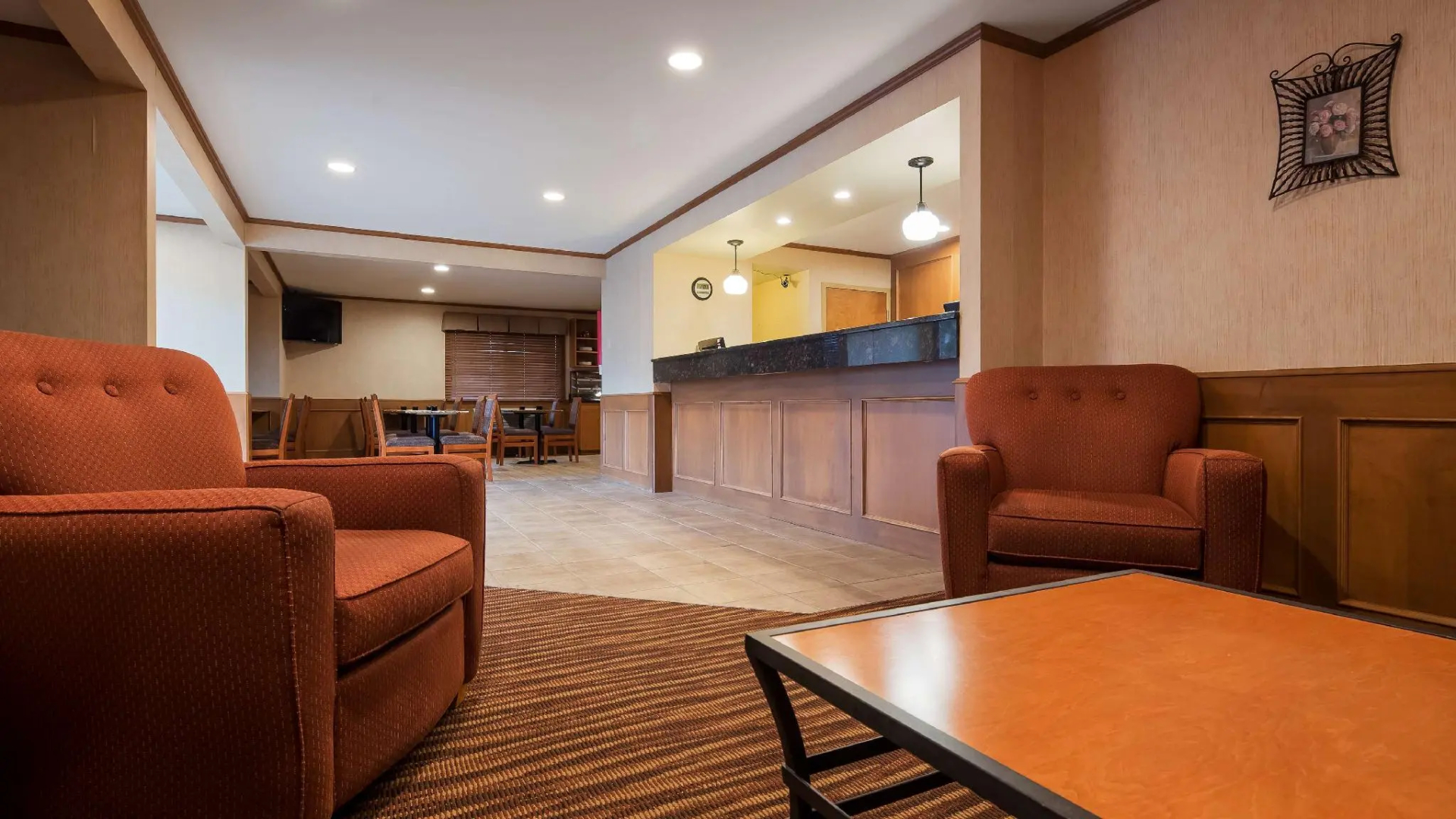 SureStay Plus Hotel By Best Western Salmon Arm