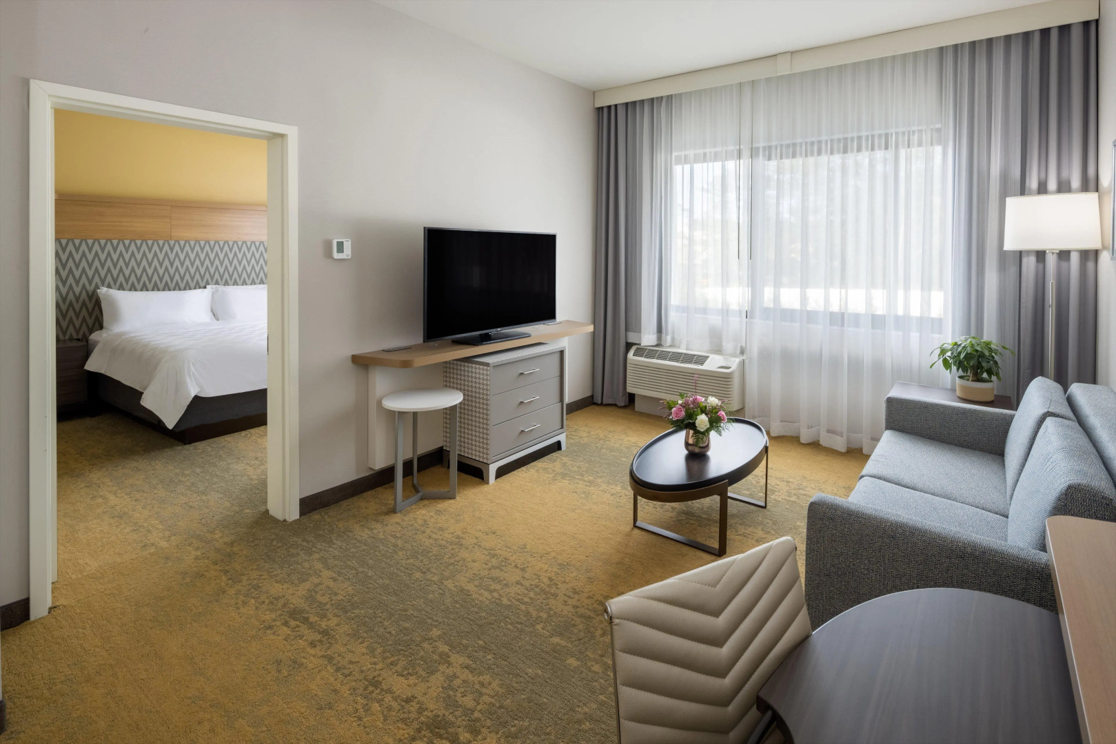 Holiday Inn Long Island-Islip Arpt East by IHG