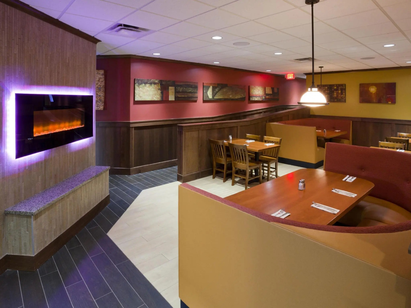 Holiday Inn Express & Suites Willmar by IHG