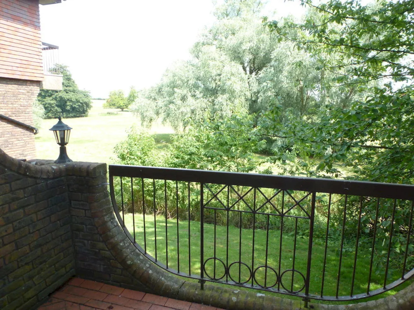 Cross Roads By Greene King Inns