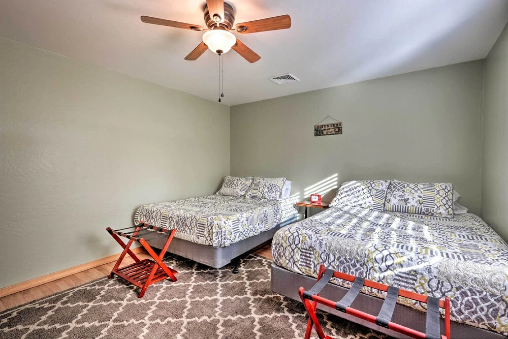 Sand Volleyball & Deck: Munds Park Getaway!