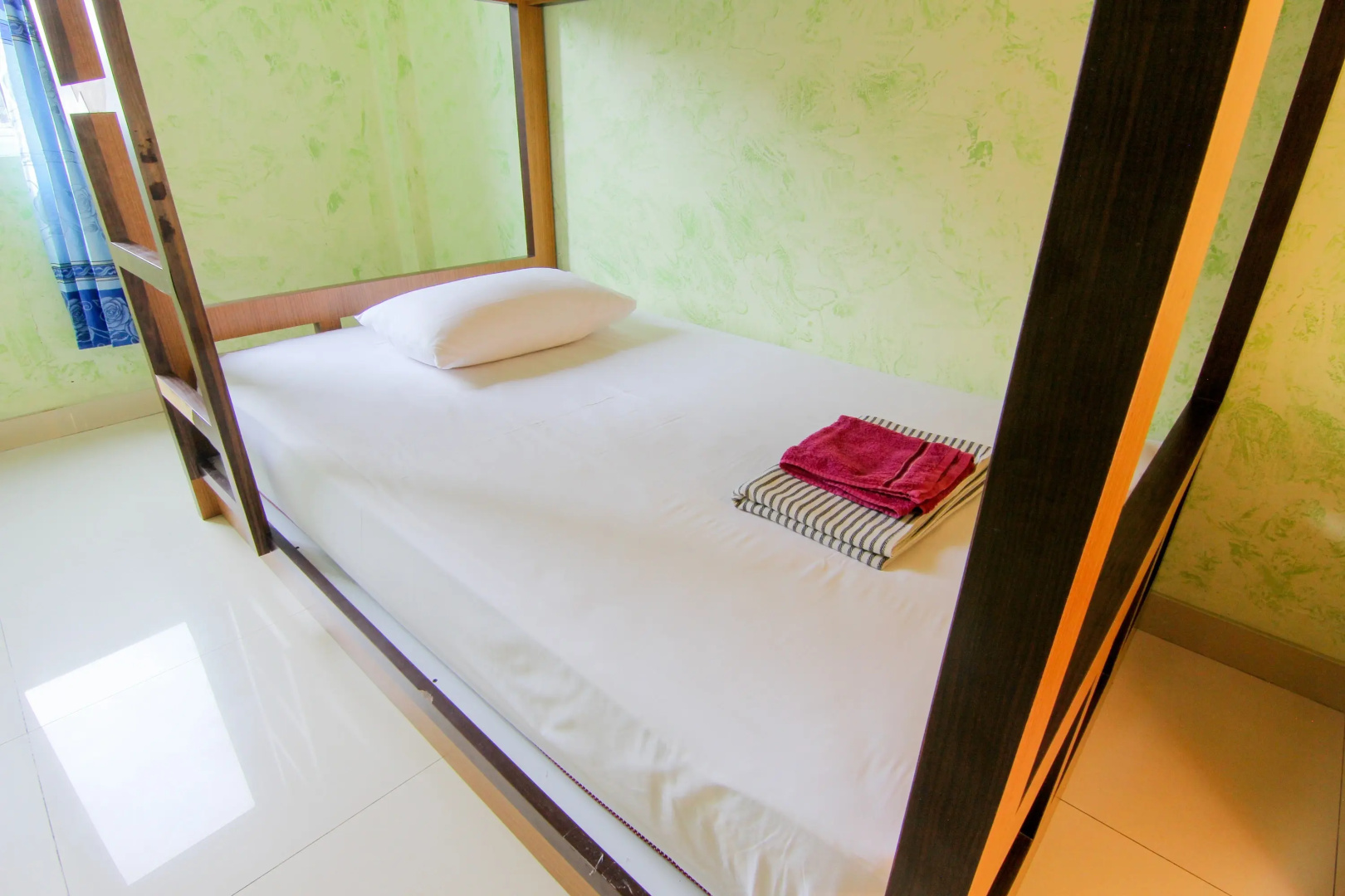 Yani Homestay