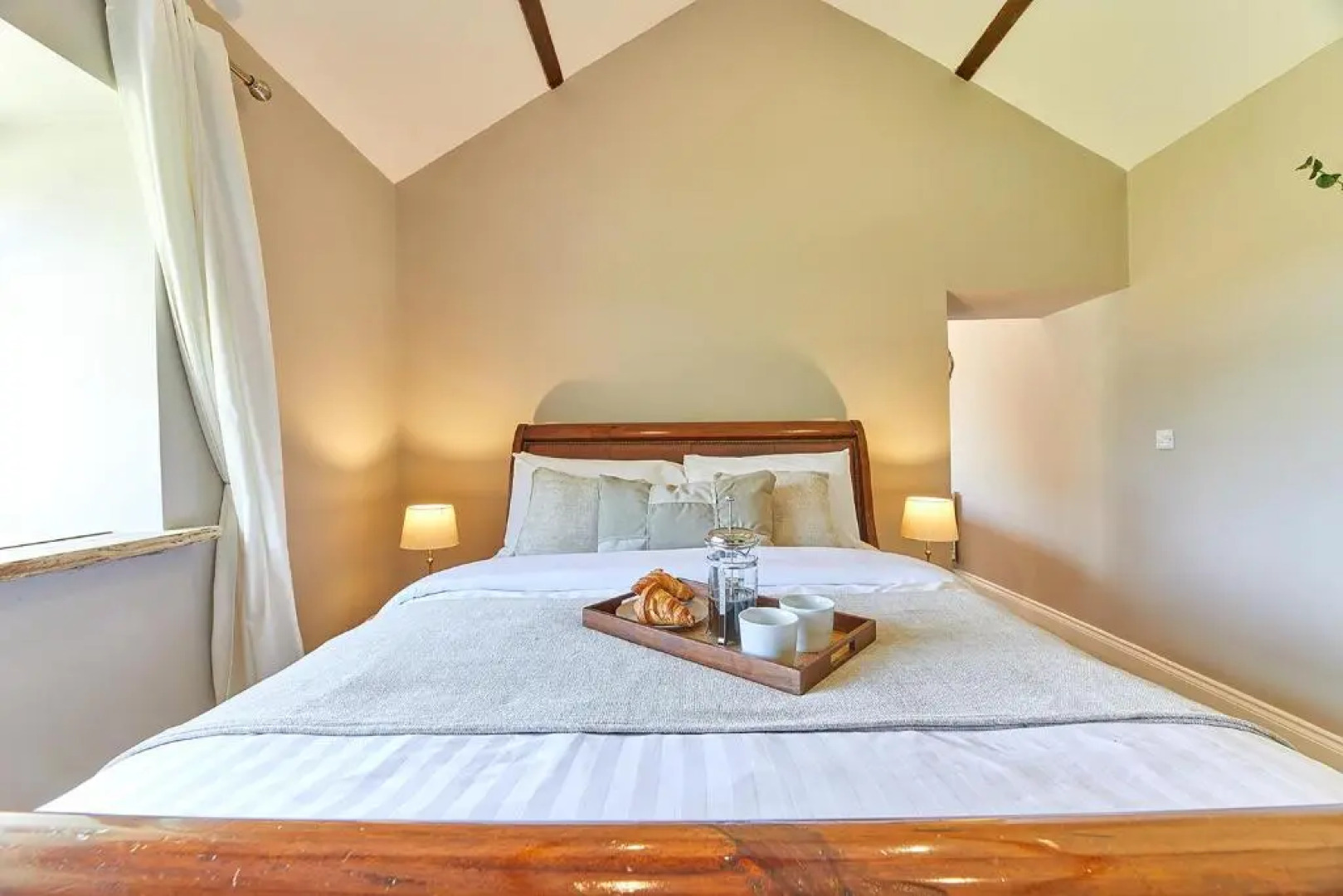 Host Stay The Pepper Pot