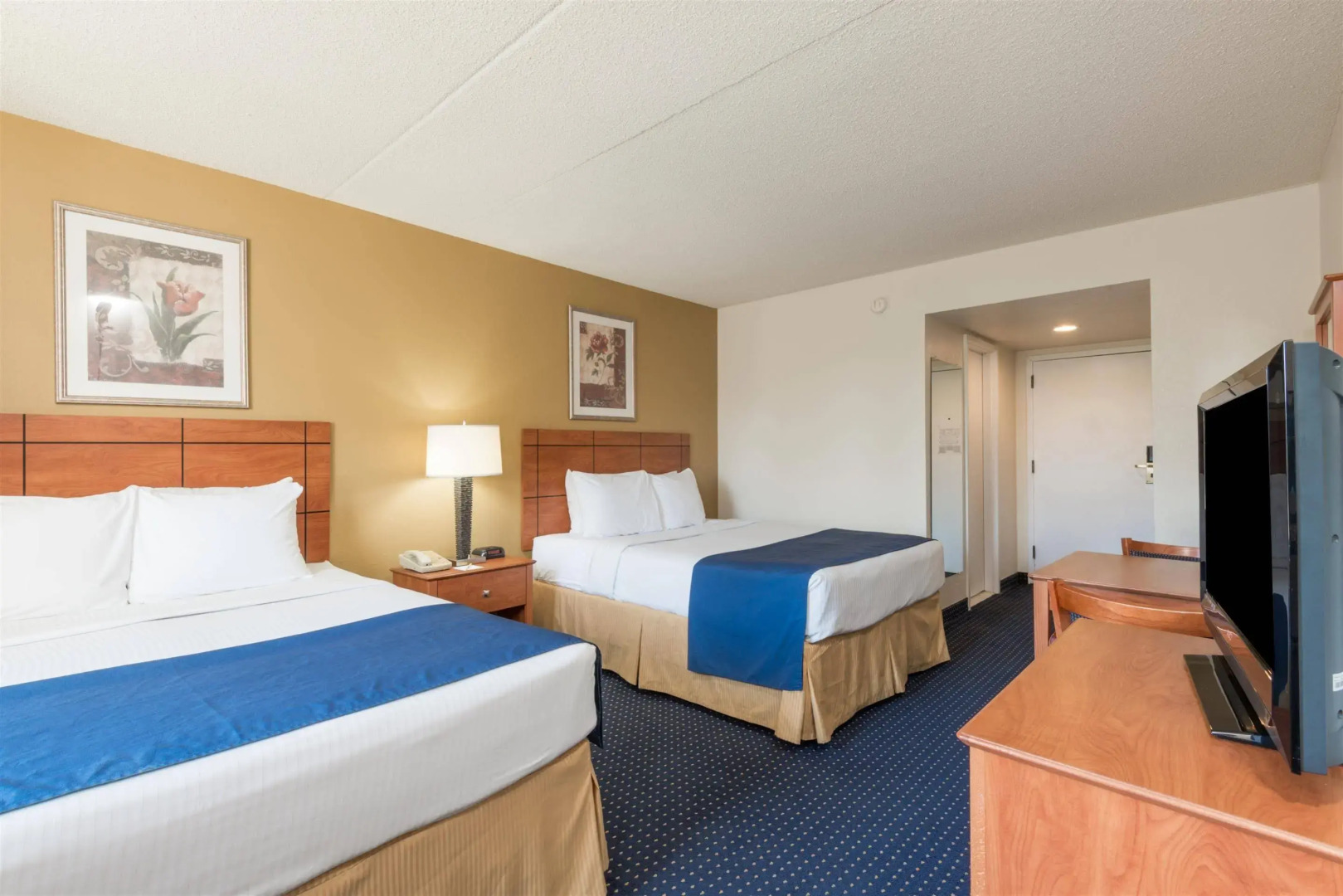 Comfort Inn & Suites Pottstown Eastern Gateway
