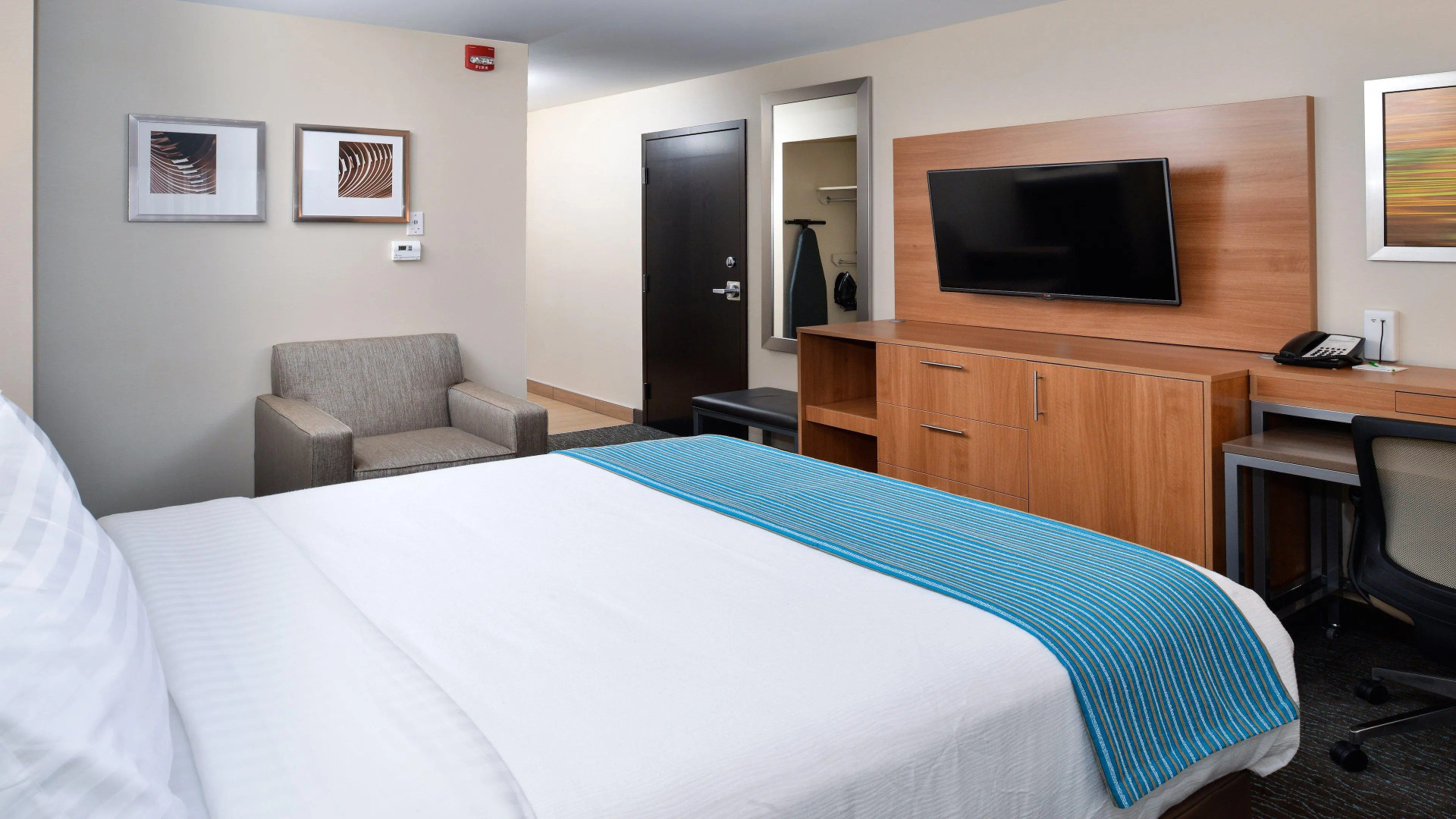 Holiday Inn Hotel & Suites Edmonton Airport & Conference Ctr by IHG
