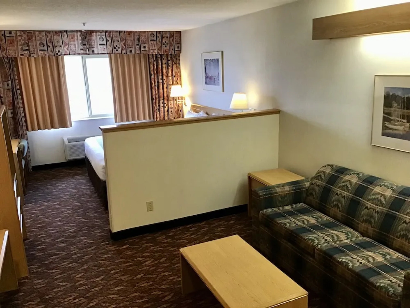 GuestHouse Inn & Suites Wilsonville