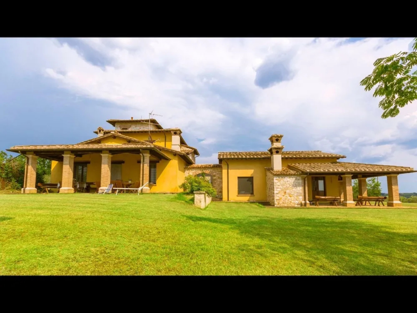 House With 3 Bedrooms in Montecampano, With Wonderful Mountain View, F