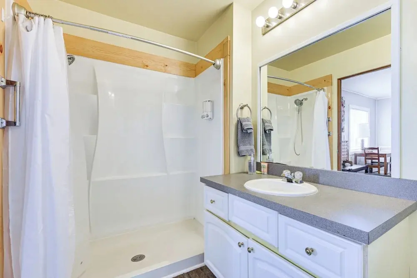 Walk to Beach: Charming Home - 3 Mi to Seabrook