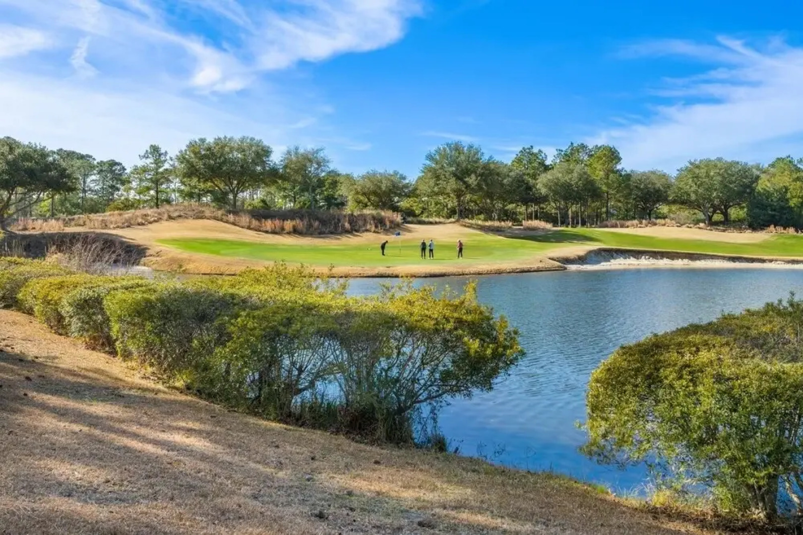 True Blue, A Perfect Retreat For Golf Enthusiasts And Those Seeking A Relaxing Getaway. 2 Bedroom Condo by Peace Vacations