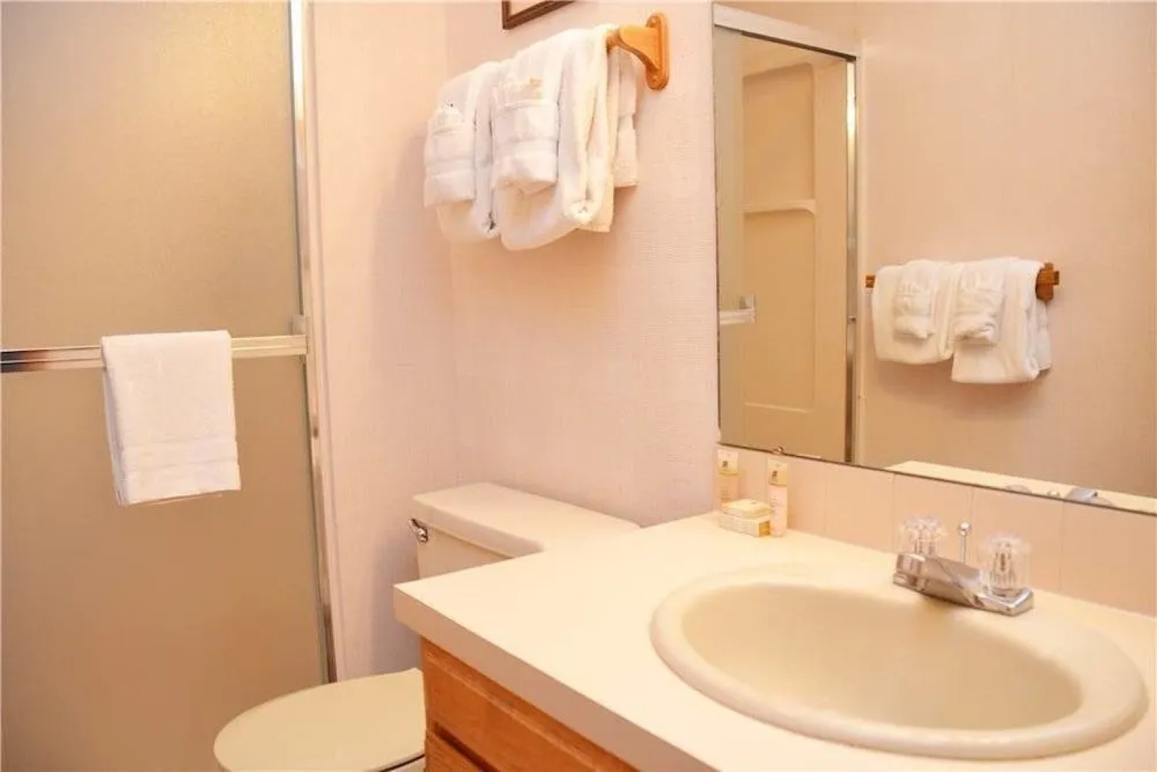 Cimarron Unit 402 by RedAwning