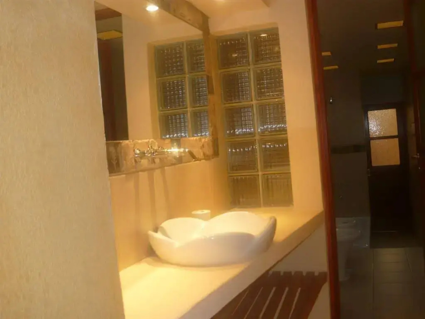 Hostería Carlos Alvear