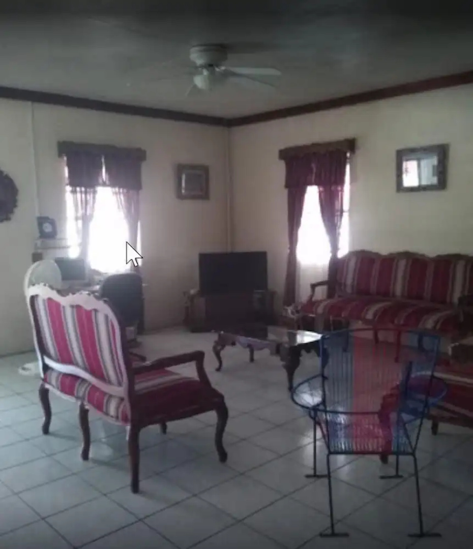 Don Santiago Guesthouse Downtown