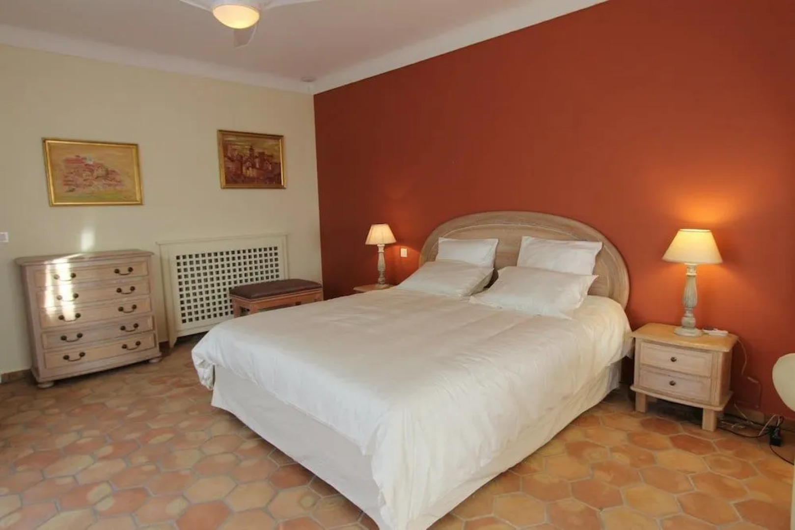 Aux charmes de grasse