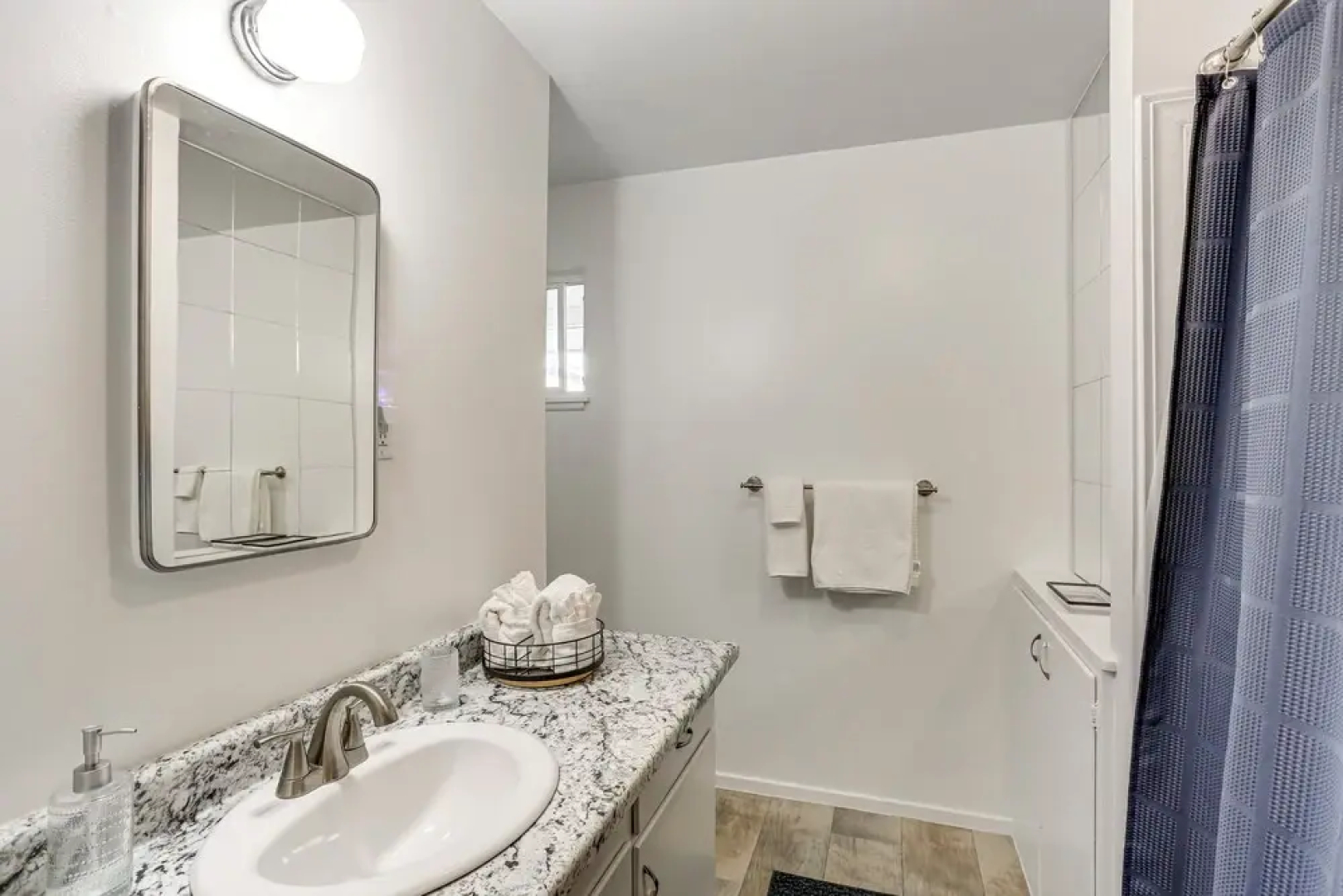 11 Mi to Burney Falls: Charming Home w/ Fireplace