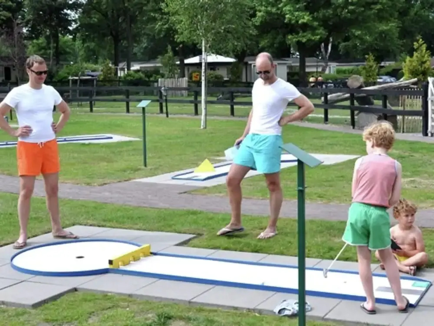 Well Kept Chalet With Dishwasher, Near Maastricht