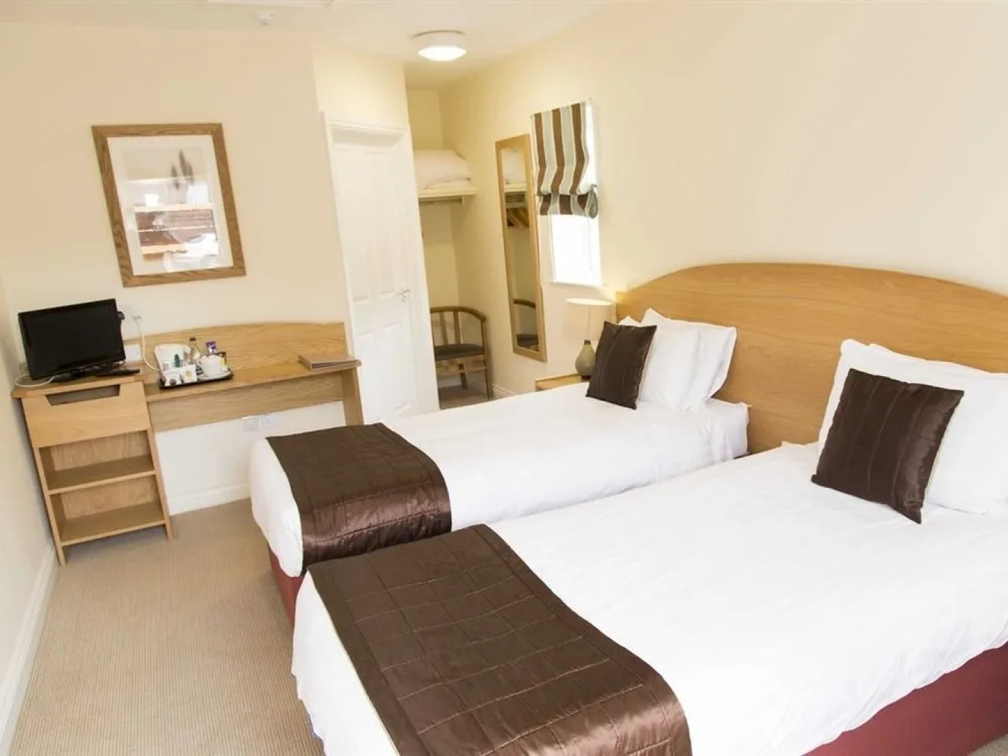 The Cherry Tree - Inn