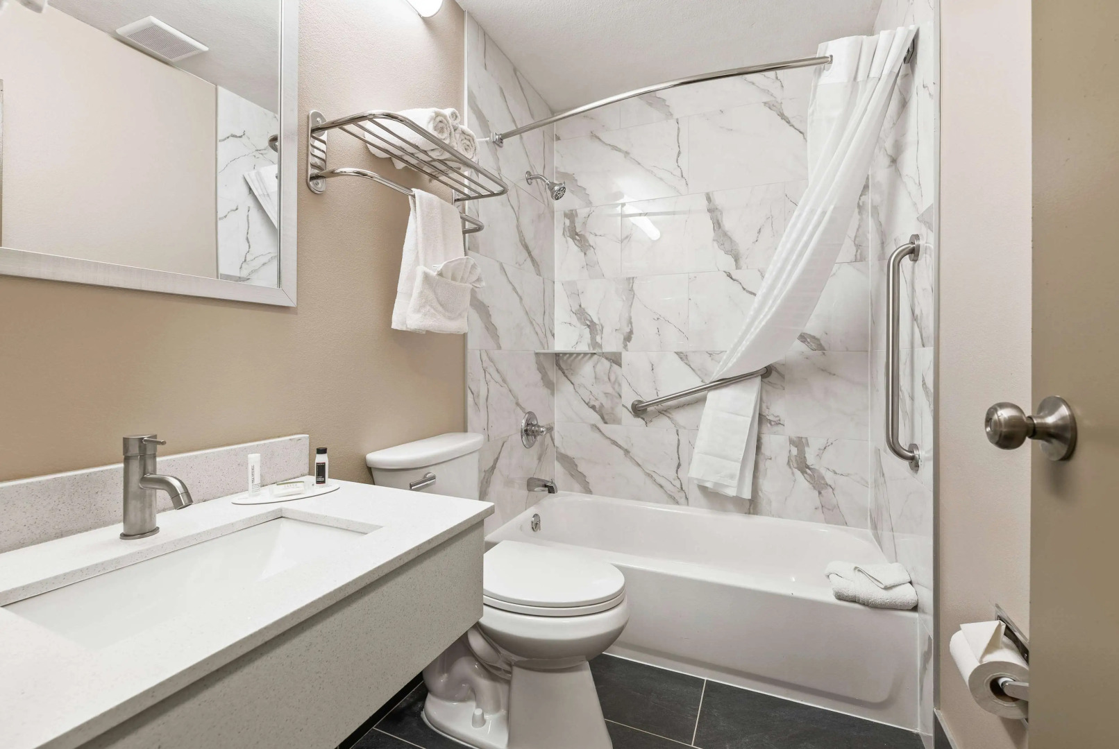 Super 8 by Wyndham Charlottesville