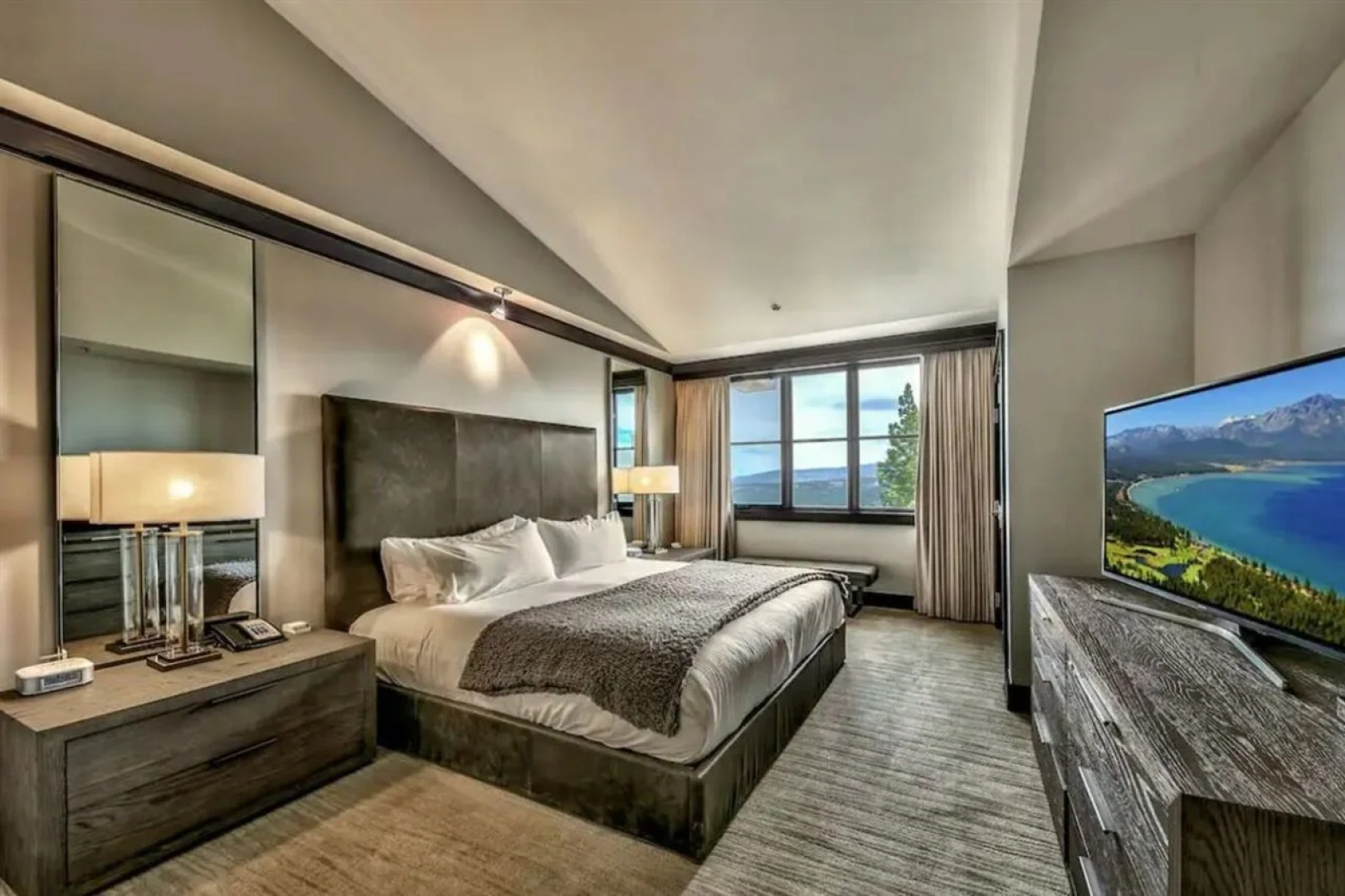 Constellation Residences