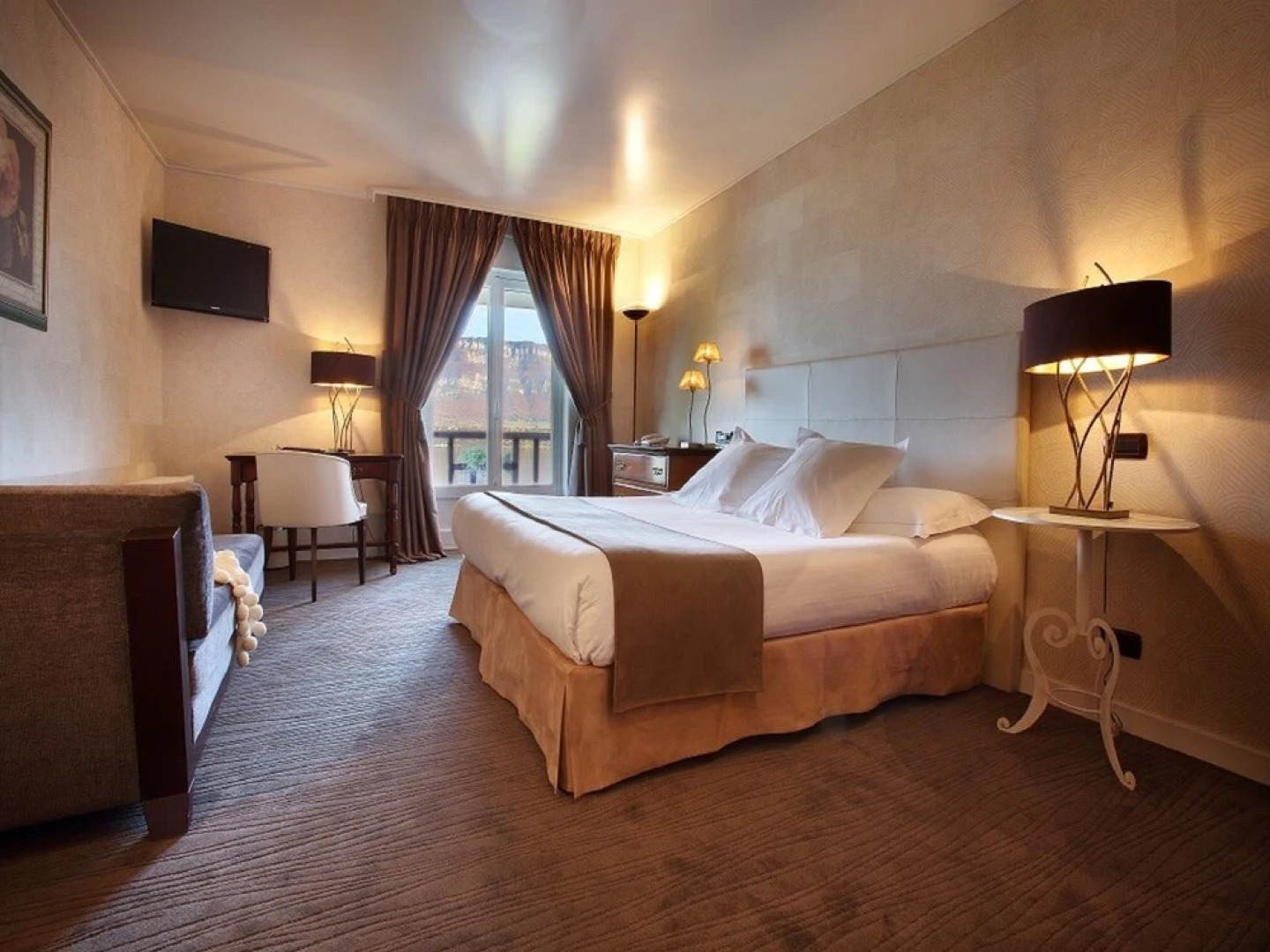 Hotel Ombremont-Restaurant Le Bateau Ivre