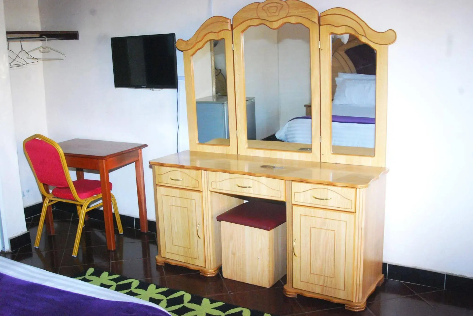 Woodlands Lodge & Tours