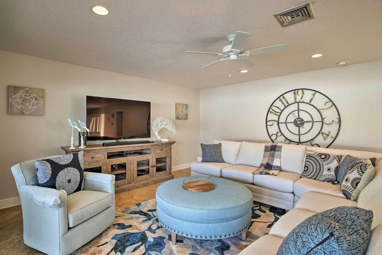 Riviera Beach Home w/ Pool - Walk to Beaches!