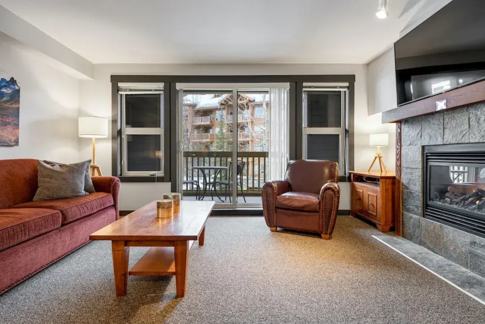 SPACIOUS Studio | Ski In/Out | Pool & Hot Tubs | in the Heart of PANORAMA RESORT