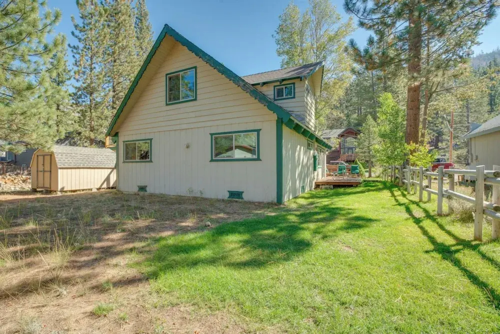 11 Mi to Ski Resorts! Lake Tahoe Gem w/ Pool Table