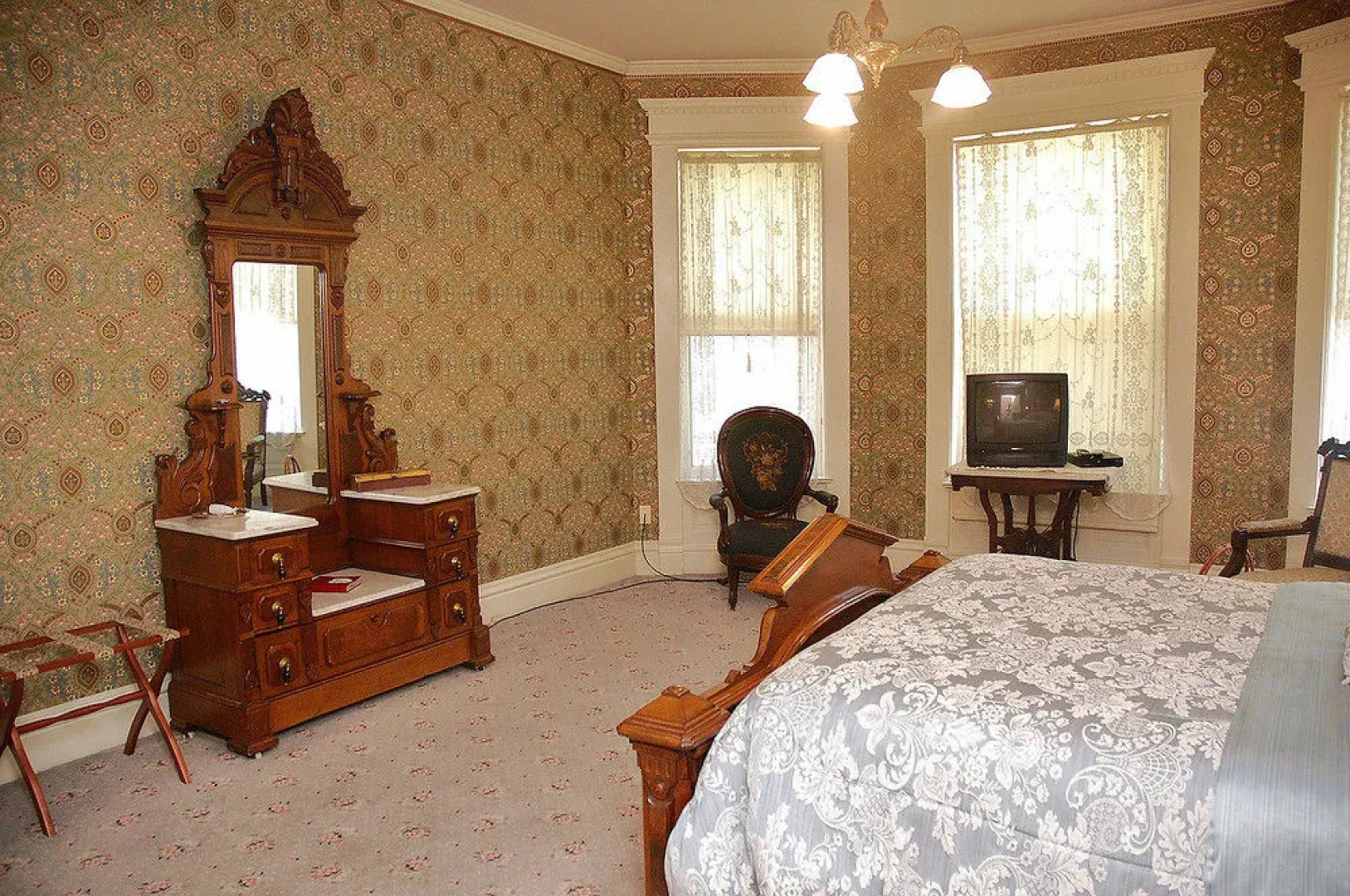 The Grand Anne Bed and Breakfast